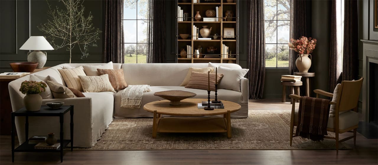 Interior HomeScapes (Home Decor Retailer)